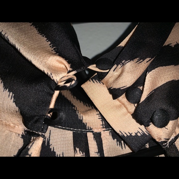 New York and Company Mock Blouse - Picture 2 of 4